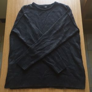 H&M dark gray crewneck